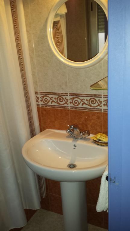 לאון Hostal Guzman El Bueno By Gaiarooms חדר תמונה